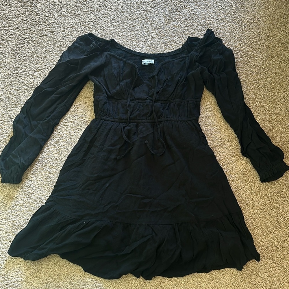 Black long sleeve dress